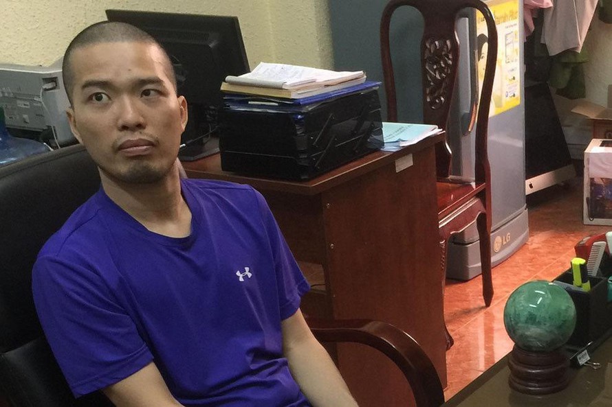 Hai cựu công an môi giới 'bảo kê' cho đường dây cờ bạc M88, hối lộ lãnh đạo cục 38 tỷ đồng Hai cựu công an môi giới 'bảo kê' cho đường dây cờ bạc M88, hối lộ lãnh đạo cục 38 tỷ đồng