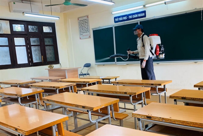 Hàng ngàn học sinh nghỉ học khẩn cấp vì liên quan ca F1 Hàng ngàn học sinh nghỉ học khẩn cấp vì liên quan ca F1