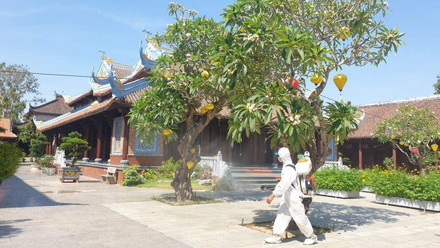 Quảng Nam: Nữ nhân viên spa đang mang thai dương tính với SARS-CoV-2, là vợ của BN 2982 Quảng Nam: Nữ nhân viên spa đang mang thai dương tính với SARS-CoV-2, là vợ của BN 2982