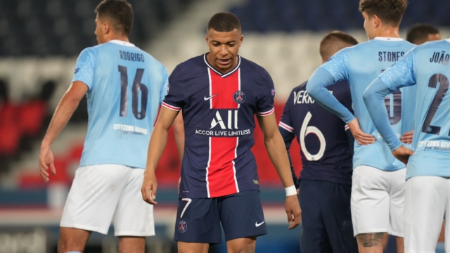 HLV Pochettino lo sốt vó với chấn thương của Mbappe HLV Pochettino lo sốt vó với chấn thương của Mbappe
