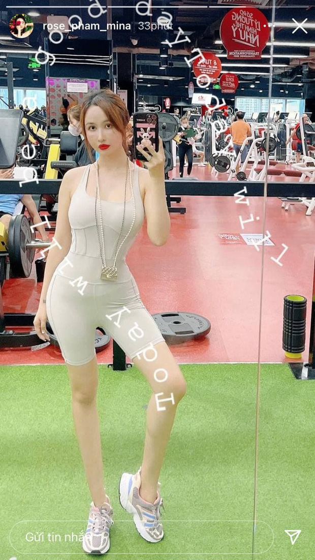 Khoe ảnh trong phòng tập gym, vợ hai Minh Nhựa đốt mắt netizen bởi thân hình bốc lửa như gái đôi mươi - 1 Khoe ảnh trong phòng tập gym, vợ hai Minh Nhựa đốt mắt netizen bởi thân hình bốc lửa như gái đôi mươi - 1