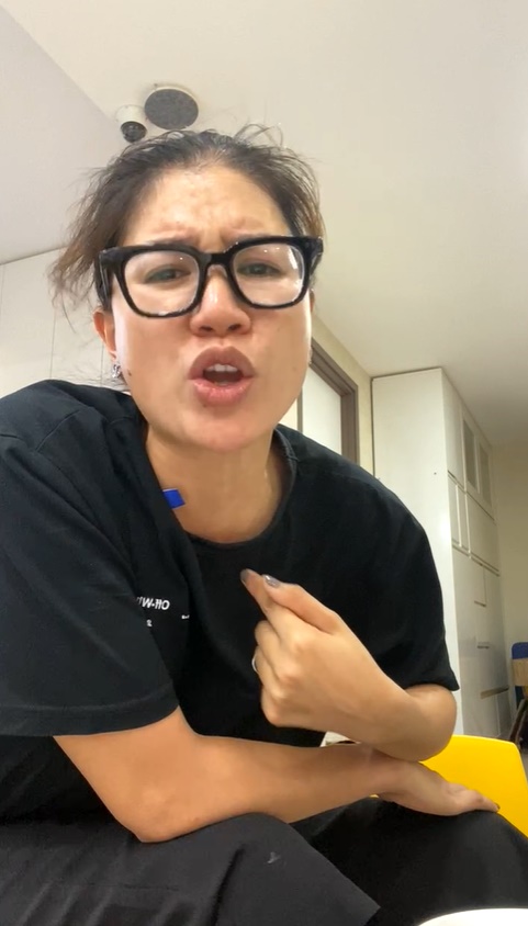 Trang Trần 'mắng xối xả' vợ Xuân Bắc: 'Nịnh bà Hằng được gì? Tôi nể chồng cô thì tôi càng khinh cô' - 4 Trang Trần 'mắng xối xả' vợ Xuân Bắc: 'Nịnh bà Hằng được gì? Tôi nể chồng cô thì tôi càng khinh cô' - 4