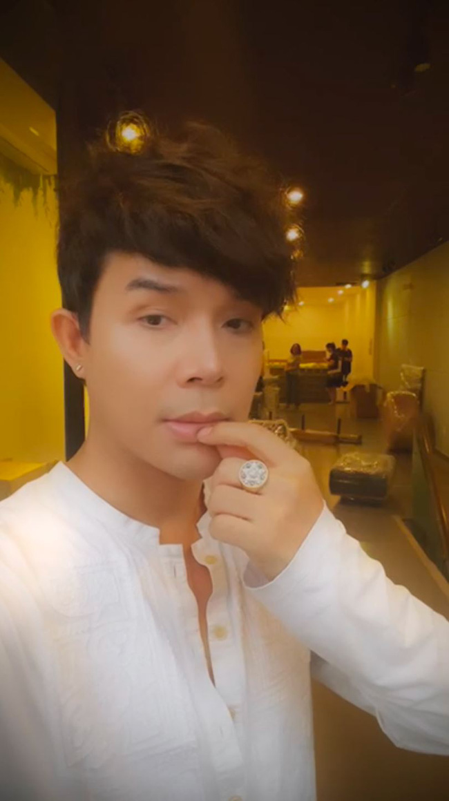 Thu Minh bị phát hiện âm thầm làm điều này sau khi Nathan Lee bóc phốt người chơi xấu Hương Tràm ở The Voice Thu Minh bị phát hiện âm thầm làm điều này sau khi Nathan Lee bóc phốt người chơi xấu Hương Tràm ở The Voice