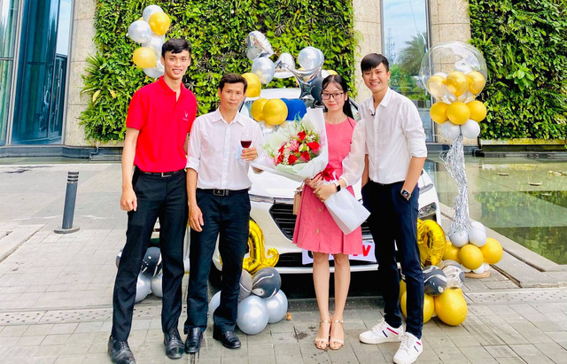 VinFast: 'Hoàng GoGo TV chỉ đưa Lux A2.0 đến đại lý 7 lần, trong đó chỉ 5 lần sửa lỗi' - 2 VinFast: 'Hoàng GoGo TV chỉ đưa Lux A2.0 đến đại lý 7 lần, trong đó chỉ 5 lần sửa lỗi' - 2