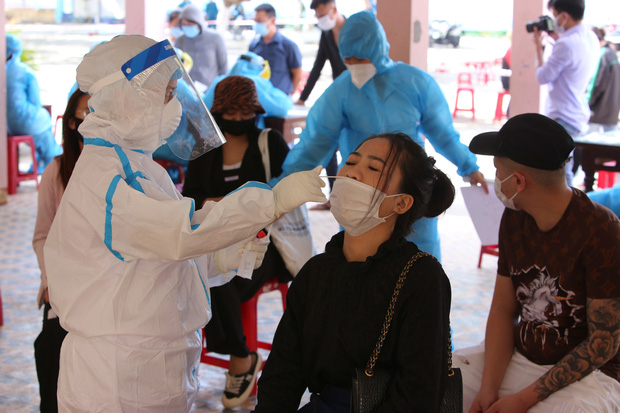 Thêm 2 ca dương tính SARS-CoV-2 ở Đà Nẵng: 1 điều dưỡng của Bệnh viện Hoàn Mỹ và 1 người đến khám tại Bệnh viện Gia Đình - 1 Thêm 2 ca dương tính SARS-CoV-2 ở Đà Nẵng: 1 điều dưỡng của Bệnh viện Hoàn Mỹ và 1 người đến khám tại Bệnh viện Gia Đình - 1