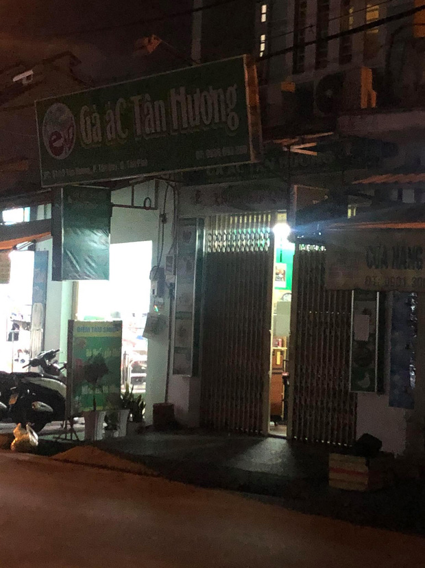 TP.HCM ra thông báo khẩn, đề nghị người từng đến quán 'Gà ác' và 'Hải sản 30k' ở quận Tân Phú liên hệ ngay cơ quan y tế gần nhất - 1 TP.HCM ra thông báo khẩn, đề nghị người từng đến quán 'Gà ác' và 'Hải sản 30k' ở quận Tân Phú liên hệ ngay cơ quan y tế gần nhất - 1