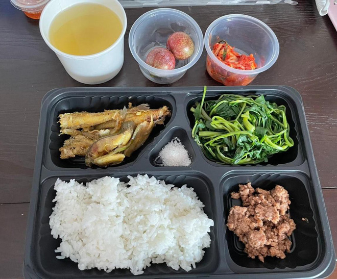 Người cách ly kêu trời vì khách sạn thu 1,2 -1,7 triệu đồng/ngày - 3 Người cách ly kêu trời vì khách sạn thu 1,2 -1,7 triệu đồng/ngày - 3