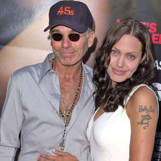 Đời chồng thứ 2 của Angelina Jolie: Nàng lại làm Tuesday, chàng 'đá' hôn thê ngang nhiên cưới nàng và 101 chuyện ân ái gây sốc - 7 Đời chồng thứ 2 của Angelina Jolie: Nàng lại làm Tuesday, chàng 'đá' hôn thê ngang nhiên cưới nàng và 101 chuyện ân ái gây sốc - 7
