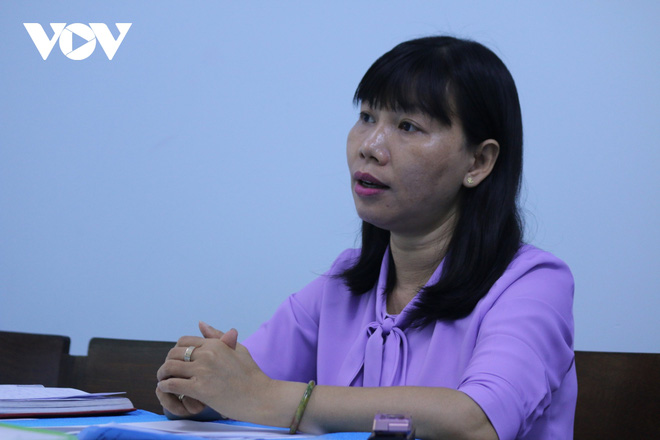 Có hay không bé trai ở Hóc Môn bị cha ruột đánh nát tay, bắt đi bán vé số? - 3 Có hay không bé trai ở Hóc Môn bị cha ruột đánh nát tay, bắt đi bán vé số? - 3