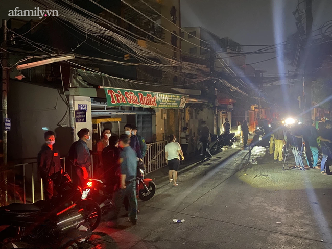 Lời kể người cô ruột của nạn nhân vụ cháy nhà, 8 người chết thảm: Đang nấu cơm dưới tầng trệt, quay lên thấy lửa đã bao trùm - 1 Lời kể người cô ruột của nạn nhân vụ cháy nhà, 8 người chết thảm: Đang nấu cơm dưới tầng trệt, quay lên thấy lửa đã bao trùm - 1
