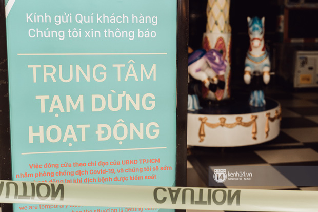 Trung tâm thương mại Sài Gòn ra sao giữa đợt dịch Covid-19 thứ 4: Nơi thì vắng hoe, chỗ vẫn thấy rất đông người check-in - 28 Trung tâm thương mại Sài Gòn ra sao giữa đợt dịch Covid-19 thứ 4: Nơi thì vắng hoe, chỗ vẫn thấy rất đông người check-in - 28