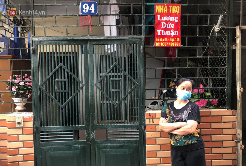 Xóm ung thư khi Bệnh viện K bị phong toả: Bệnh nhân khăn gói về quê trốn dịch, người ở lại vì "chẳng biết đi đâu" - 1 Xóm ung thư khi Bệnh viện K bị phong toả: Bệnh nhân khăn gói về quê trốn dịch, người ở lại vì "chẳng biết đi đâu" - 1