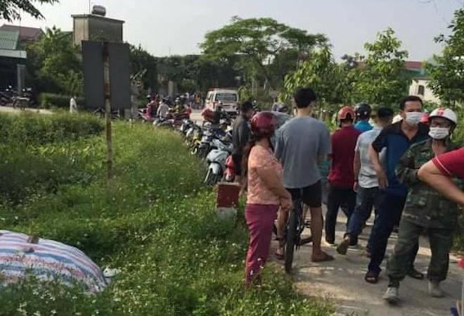 Vụ mẹ ôm con 7 tuổi đi lên đường ray, cháu bé tử vong bất thường: Nghi vấn mẹ sát hại con từ trước - 1 Vụ mẹ ôm con 7 tuổi đi lên đường ray, cháu bé tử vong bất thường: Nghi vấn mẹ sát hại con từ trước - 1