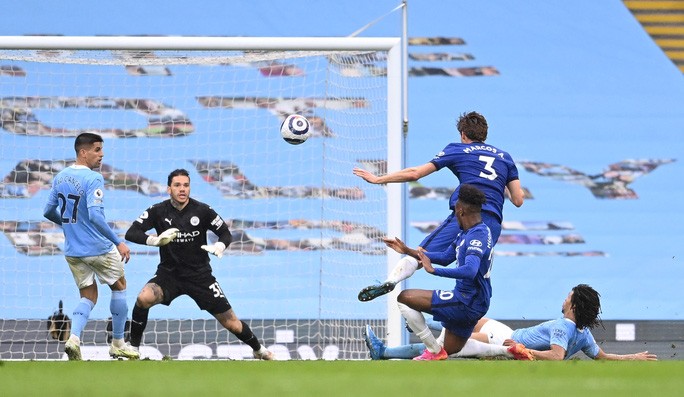 Thua ngược Chelsea ngỡ ngàng, Man City hoãn ngày vui vô địch - 6 Thua ngược Chelsea ngỡ ngàng, Man City hoãn ngày vui vô địch - 6