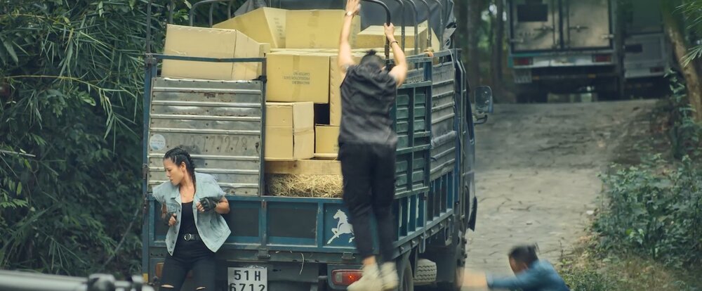 Nam Thư hôn trai đẹp đắm đuối, bán mạng vì tình nhưng lại nhận cái kết bị 'cắm sừng' cay đắng - 1 Nam Thư hôn trai đẹp đắm đuối, bán mạng vì tình nhưng lại nhận cái kết bị 'cắm sừng' cay đắng - 1