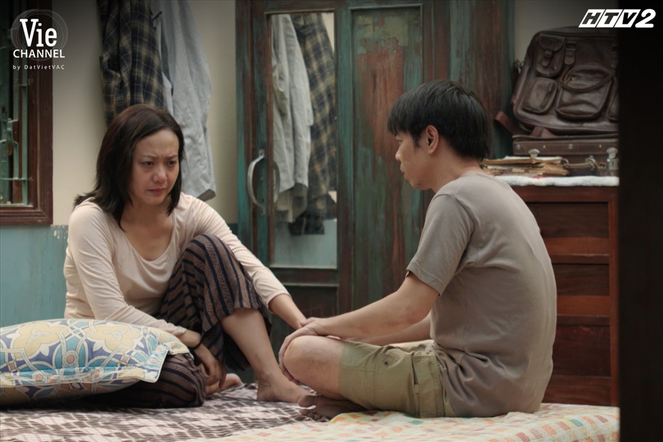'Cây táo nở hoa': Bi kịch gia đình và điểm sáng từ sự đổi mới của dàn sao - 1 'Cây táo nở hoa': Bi kịch gia đình và điểm sáng từ sự đổi mới của dàn sao - 1