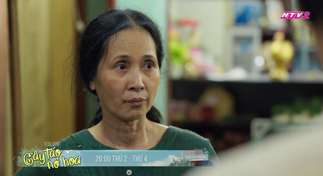 Cây táo nở hoa: Hóa ra chồng Báu (Nhã Phương) là kẻ vũ phu, Ngọc lôi em gái về nhà lại còn đổ lỗi cho Hạnh Cây táo nở hoa: Hóa ra chồng Báu (Nhã Phương) là kẻ vũ phu, Ngọc lôi em gái về nhà lại còn đổ lỗi cho Hạnh