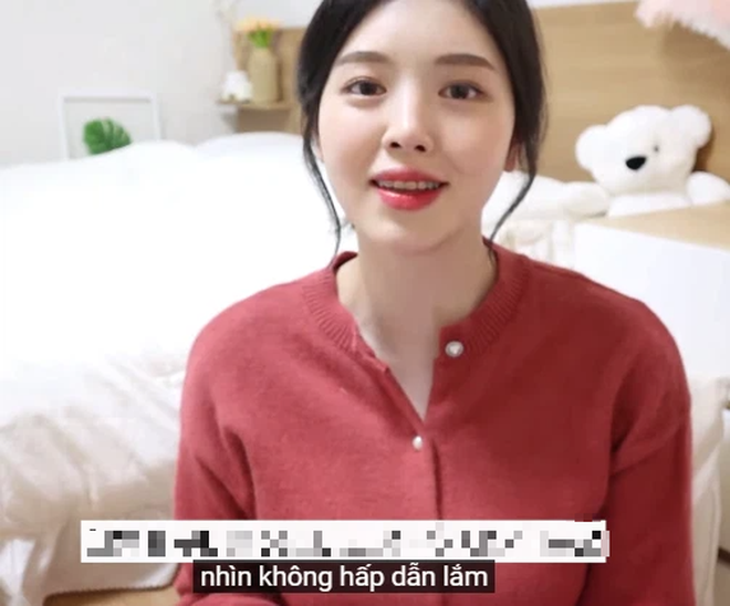 Bị đào lại chuyện 'nhè đồ ăn' gây tranh cãi, YouTuber mukbang tuyên bố thẳng thừng: 'Mình chưa nhai rồi nhổ lần nào cả!' - 4 Bị đào lại chuyện 'nhè đồ ăn' gây tranh cãi, YouTuber mukbang tuyên bố thẳng thừng: 'Mình chưa nhai rồi nhổ lần nào cả!' - 4