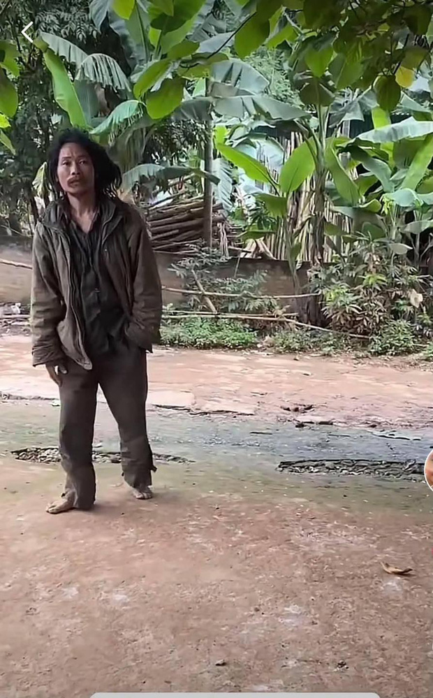 Chuyện người vợ tìm được chồng đi lạc 11 năm nhờ xem clip trên TikTok: 'Tôi khóc cạn nước mắt khi gặp lại anh ấy' Chuyện người vợ tìm được chồng đi lạc 11 năm nhờ xem clip trên TikTok: 'Tôi khóc cạn nước mắt khi gặp lại anh ấy'