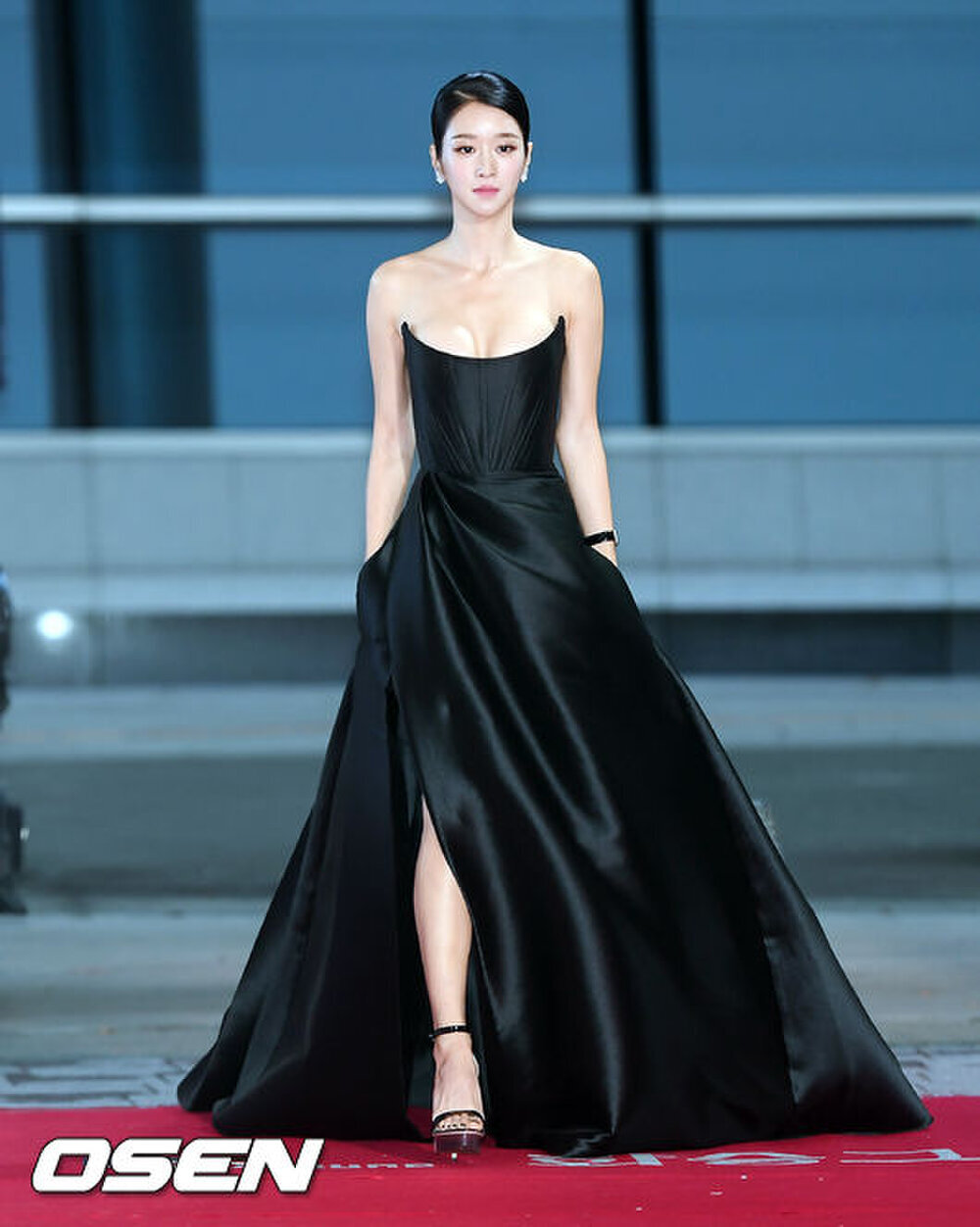 Seo Ye Ji bị chửi 'trơ trẽn và không biết xấu hổ' khi có ý định tham gia 'Baeksang Arts Awards 2021' - 3 Seo Ye Ji bị chửi 'trơ trẽn và không biết xấu hổ' khi có ý định tham gia 'Baeksang Arts Awards 2021' - 3
