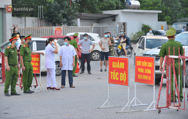 15 ngày đợt dịch thứ 4 bùng phát tại Việt Nam: 610 ca mắc lan ra 26 tỉnh/thành phố như thế nào? - 1 15 ngày đợt dịch thứ 4 bùng phát tại Việt Nam: 610 ca mắc lan ra 26 tỉnh/thành phố như thế nào? - 1
