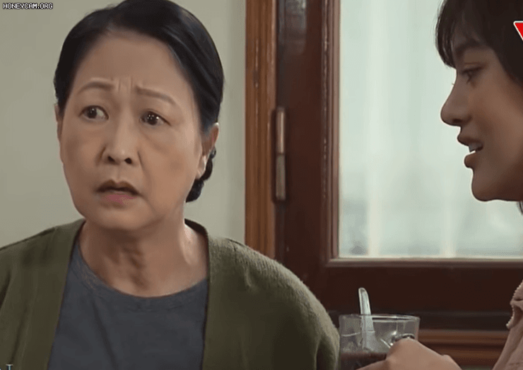 Hương vị tình thân tập 18: Mẹ nuôi vừa khuyên không nên đi tìm bố ruột, Nam lại bất ngờ thấy ông Sinh xuất hiện trước cổng Hương vị tình thân tập 18: Mẹ nuôi vừa khuyên không nên đi tìm bố ruột, Nam lại bất ngờ thấy ông Sinh xuất hiện trước cổng