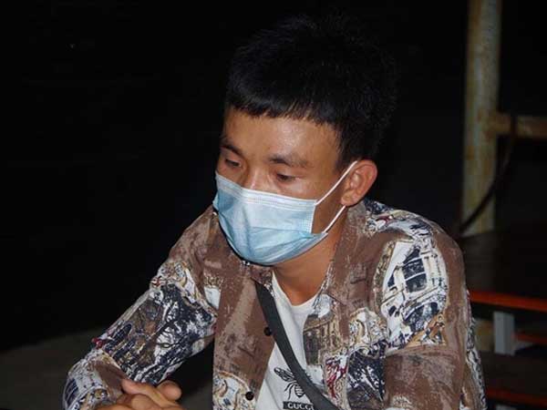Thanh niên trốn truy nã bị bắt ngay sau khi hoàn thành cách ly Thanh niên trốn truy nã bị bắt ngay sau khi hoàn thành cách ly