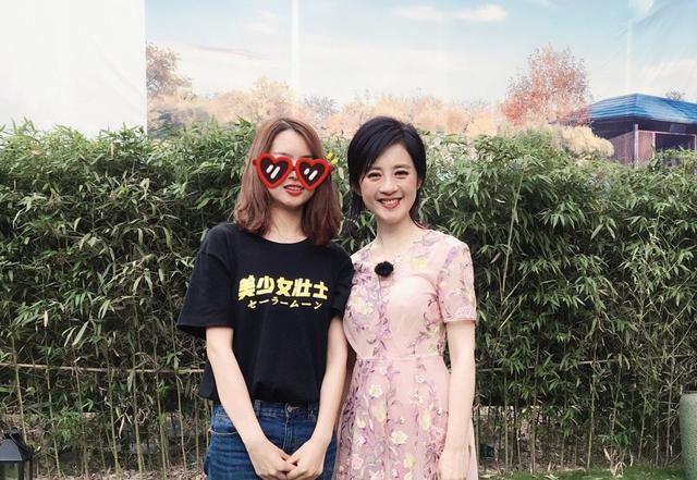 Tỷ phú phải lòng nữ MC xinh đẹp bỏ cả 15 triệu đô để vợ đồng ý ly hôn và đám cưới kì lạ sau đó - 2 Tỷ phú phải lòng nữ MC xinh đẹp bỏ cả 15 triệu đô để vợ đồng ý ly hôn và đám cưới kì lạ sau đó - 2