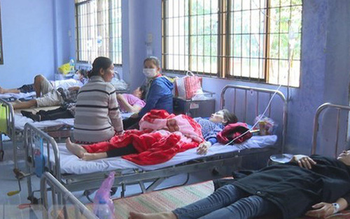 Ăn mỳ tôm xào trứng ông mang về từ đám cưới, 2 cháu nhỏ tử vong thương tâm Ăn mỳ tôm xào trứng ông mang về từ đám cưới, 2 cháu nhỏ tử vong thương tâm