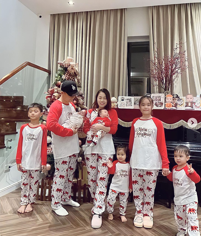 Hằng Túi bất ngờ chia sẻ bên lề 'vụ chị họ người hùng Nguyễn Ngọc Mạnh' tử vong, đáng chú ý là câu nói từ bố của hot mom khi con gái nhắc về chuyện ly hôn - 1 Hằng Túi bất ngờ chia sẻ bên lề 'vụ chị họ người hùng Nguyễn Ngọc Mạnh' tử vong, đáng chú ý là câu nói từ bố của hot mom khi con gái nhắc về chuyện ly hôn - 1