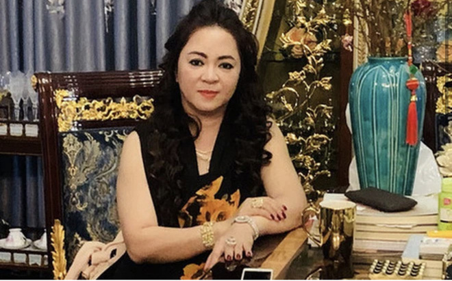 Bà Phương Hằng 'mạt sát' giới showbiz: Loạt nghệ sĩ bức xúc, kêu gọi chính quyền vào cuộc Bà Phương Hằng 'mạt sát' giới showbiz: Loạt nghệ sĩ bức xúc, kêu gọi chính quyền vào cuộc