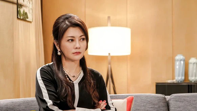 Mang cháo cho bố chồng, tôi ngây ngẩn khi ông dúi vào tay tôi một bìa sổ đỏ và món tiền tiết kiệm cả tỷ đồng Mang cháo cho bố chồng, tôi ngây ngẩn khi ông dúi vào tay tôi một bìa sổ đỏ và món tiền tiết kiệm cả tỷ đồng