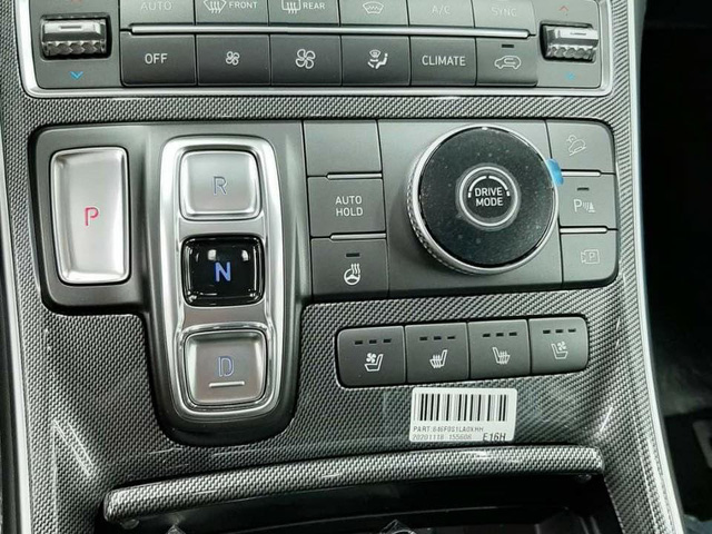 Lộ trang bị Hyundai Santa Fe 2021 sắp ra mắt Việt Nam: Nhiều công nghệ lần đầu xuất hiện, giá dự kiến tăng mạnh Lộ trang bị Hyundai Santa Fe 2021 sắp ra mắt Việt Nam: Nhiều công nghệ lần đầu xuất hiện, giá dự kiến tăng mạnh