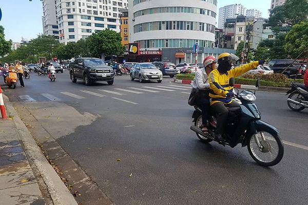 Dự báo thời tiết 16/5, miền Bắc sắp đón mưa giông sau những ngày nắng nóng Dự báo thời tiết 16/5, miền Bắc sắp đón mưa giông sau những ngày nắng nóng