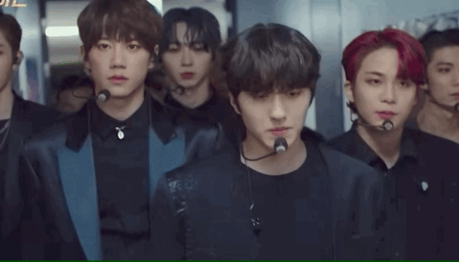 5 phim Hàn bóc trần góc khuất của giới idol Kpop: Từ chuyện hẹn hò bí mật đến chiêu trò để được chú ý - 3 5 phim Hàn bóc trần góc khuất của giới idol Kpop: Từ chuyện hẹn hò bí mật đến chiêu trò để được chú ý - 3