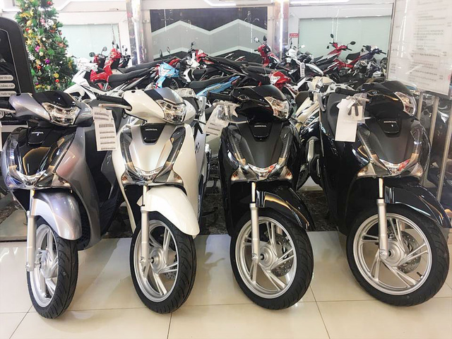 Winner X bán dưới giá đề xuất 10 triệu đồng, Honda SH, Air Blade... đồng loạt giảm sâu Winner X bán dưới giá đề xuất 10 triệu đồng, Honda SH, Air Blade... đồng loạt giảm sâu