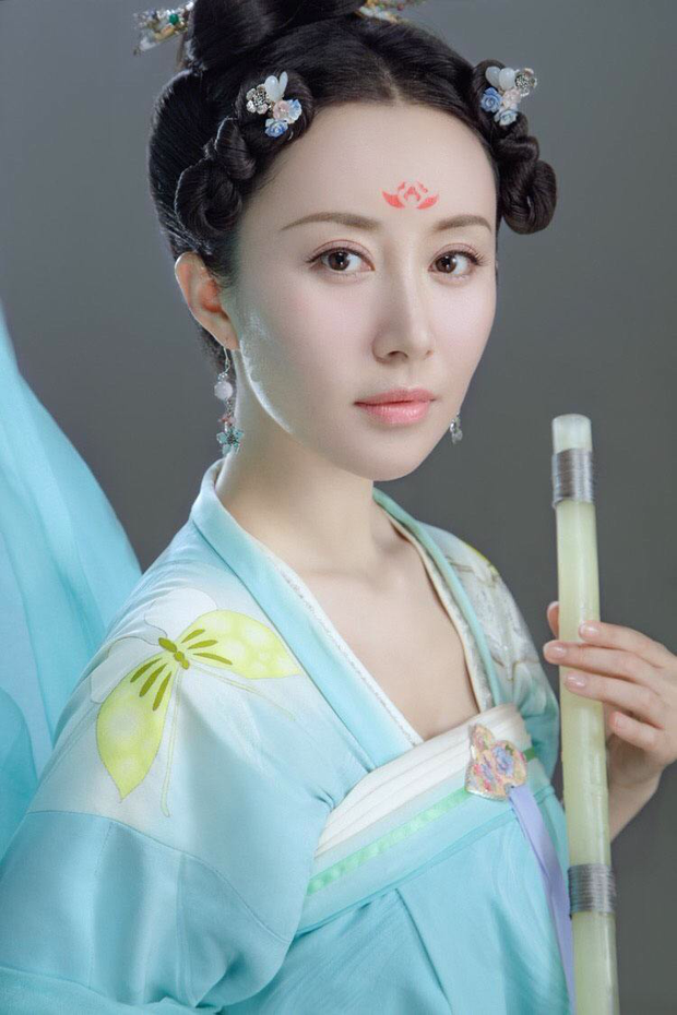 Mỹ nhân tài sắc chẳng kém cạnh Lưu Diệc Phi lụi tàn sự nghiệp, nguyên nhân khiến nhiều người xót xa - 2 Mỹ nhân tài sắc chẳng kém cạnh Lưu Diệc Phi lụi tàn sự nghiệp, nguyên nhân khiến nhiều người xót xa - 2