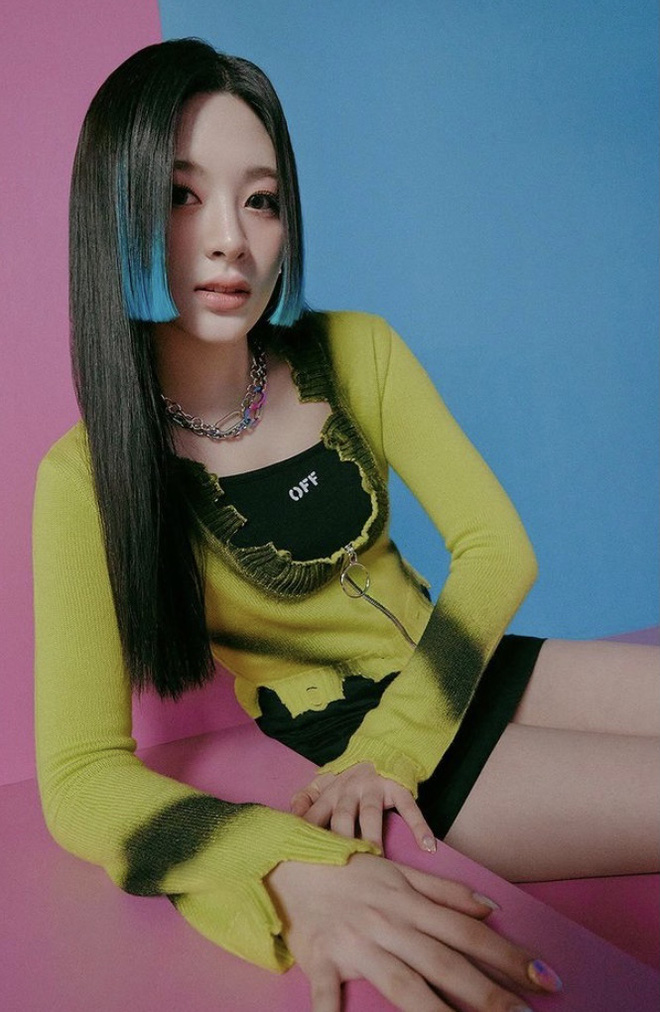4 style nhuộm tóc nửa vời đình đám ở Hàn: Nhìn cool điên lên, lại hợp ai thích đu trend tẩy tóc nhưng hay rén - 7 4 style nhuộm tóc nửa vời đình đám ở Hàn: Nhìn cool điên lên, lại hợp ai thích đu trend tẩy tóc nhưng hay rén - 7