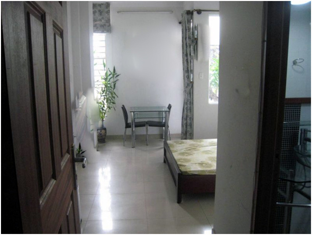 Vợ chồng trẻ bán nhà quê lên phố, trớ trêu 'ở không được, về không xong' Vợ chồng trẻ bán nhà quê lên phố, trớ trêu 'ở không được, về không xong'