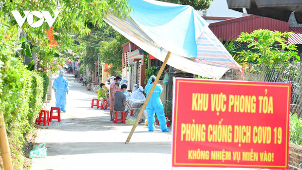 Điện Biên ghi nhận thêm 4 ca dương tính mới là F1 của bệnh nhân 3758 Điện Biên ghi nhận thêm 4 ca dương tính mới là F1 của bệnh nhân 3758