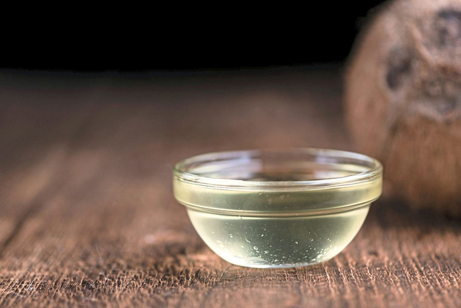 Dùng dầu dừa chữa bệnh Covid-19: Chuyên gia nói gì? Dùng dầu dừa chữa bệnh Covid-19: Chuyên gia nói gì?