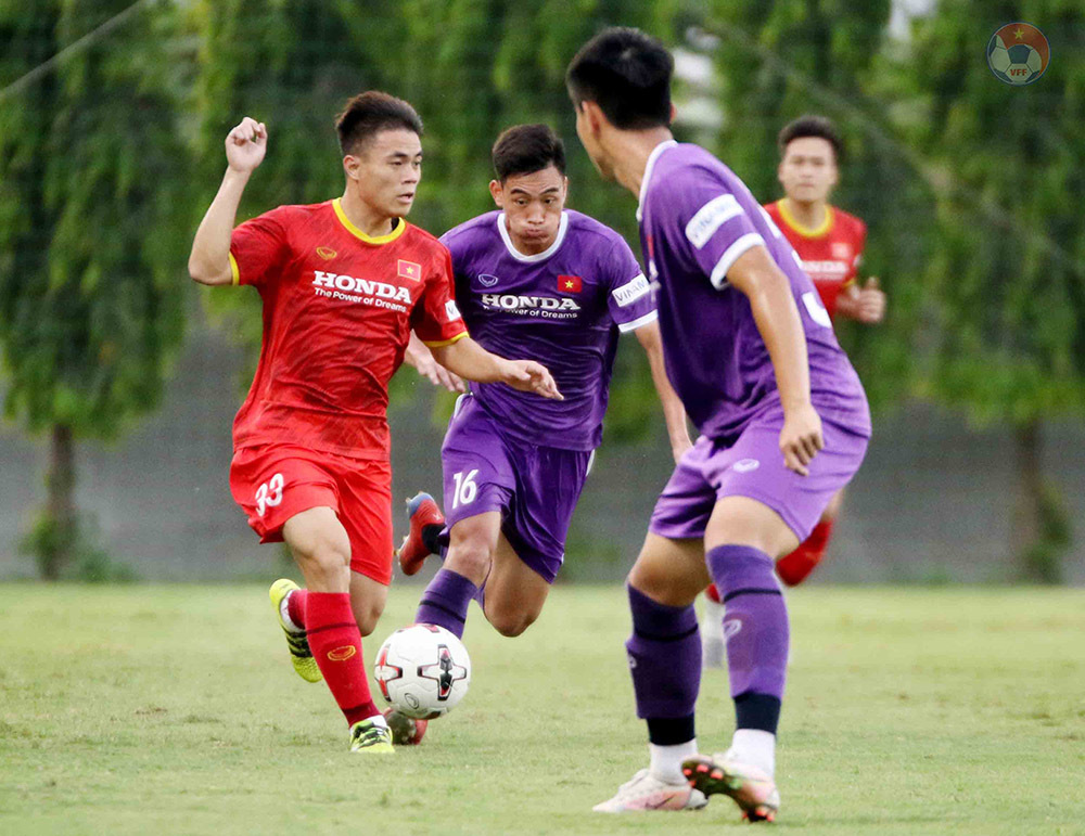 Công Phượng, Anh Đức 'nổ súng', tuyển Việt Nam thắng U22 - 3 Công Phượng, Anh Đức 'nổ súng', tuyển Việt Nam thắng U22 - 3