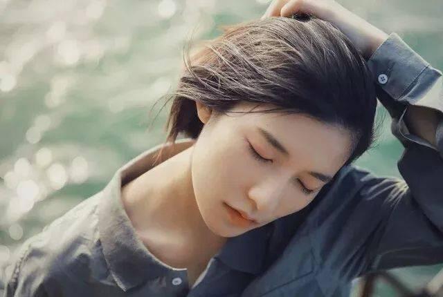 Nửa năm sau ly hôn chồng cũ bỗng quan tâm ân cần, cái tát trời giáng lúc đêm muộn và những lời đanh thép của cô khiến anh ta 'xám mặt' Nửa năm sau ly hôn chồng cũ bỗng quan tâm ân cần, cái tát trời giáng lúc đêm muộn và những lời đanh thép của cô khiến anh ta 'xám mặt'