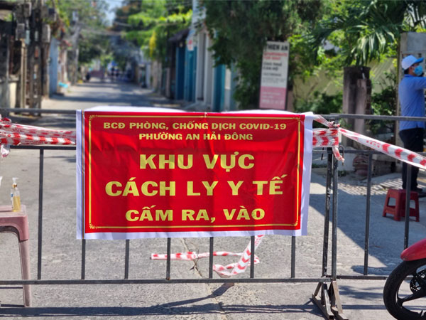 'Không chịu ở yên' khi đang cách ly tại nhà, nam thanh niên bị xử phạt 5 triệu đồng 'Không chịu ở yên' khi đang cách ly tại nhà, nam thanh niên bị xử phạt 5 triệu đồng
