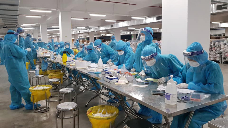 Virus lây trong không khí, ca bệnh ở Việt Nam cách xa 10m vẫn mắc Covid-19 Virus lây trong không khí, ca bệnh ở Việt Nam cách xa 10m vẫn mắc Covid-19