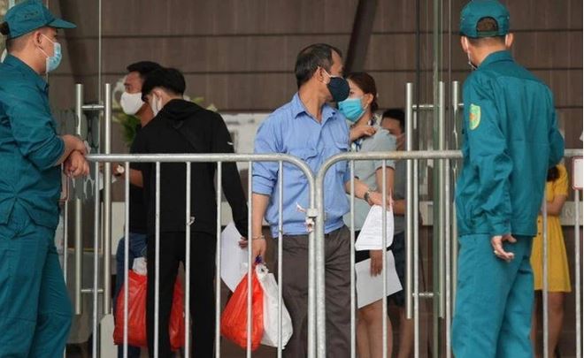 Phó Giám đốc CDC Hà Nội: Ca bệnh cựu Giám đốc Hacinco là điển hình của biến chủng Ấn Độ lây lan rất nhanh, mạnh Phó Giám đốc CDC Hà Nội: Ca bệnh cựu Giám đốc Hacinco là điển hình của biến chủng Ấn Độ lây lan rất nhanh, mạnh