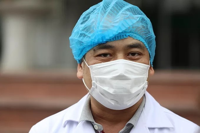 Mắc COVID-19, bất kỳ ai, tuổi nào cũng có thể trở nặng rồi tử vong - 2 Mắc COVID-19, bất kỳ ai, tuổi nào cũng có thể trở nặng rồi tử vong - 2