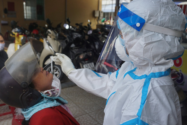 Đà Nẵng ghi nhận thêm 1 ca Covid-19 mới: Là nữ công nhân từng về Huế ăn đám giỗ, làm căn cước Đà Nẵng ghi nhận thêm 1 ca Covid-19 mới: Là nữ công nhân từng về Huế ăn đám giỗ, làm căn cước