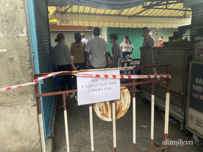 TP.HCM dỡ phong tỏa chợ Phú Nhuận sau khi có kết quả xét nghiệm ca nghi nhiễm COVID-19 TP.HCM dỡ phong tỏa chợ Phú Nhuận sau khi có kết quả xét nghiệm ca nghi nhiễm COVID-19