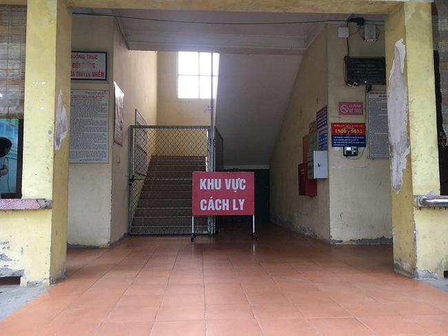 Trường hợp dương tính với SARS-CoV-2 ở Hà Nội: Ở chung tầng cách ly với 2 trường hợp F1 mắc COVID của cựu Giám đốc Hacinco Trường hợp dương tính với SARS-CoV-2 ở Hà Nội: Ở chung tầng cách ly với 2 trường hợp F1 mắc COVID của cựu Giám đốc Hacinco